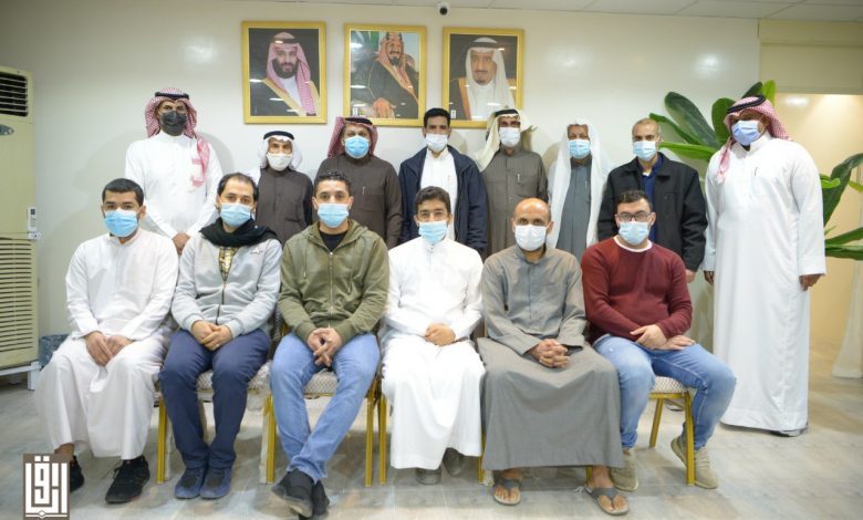 Photo of لجنة التنمية تستضيف أعضاء فرع الجمعية بحلة محيش