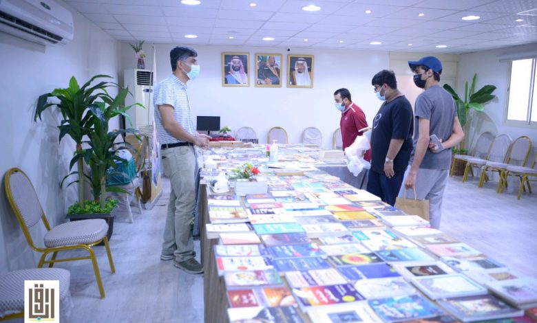 Photo of بالصور .. أمسية للثقافة ولعشاق القراءة بمكتبة التنمية