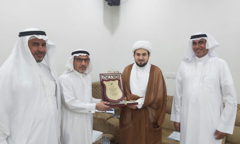 Photo of زيارة أعضاء فرع الجمعية لسماحة الشيخ منتظر الشيخ جعفر