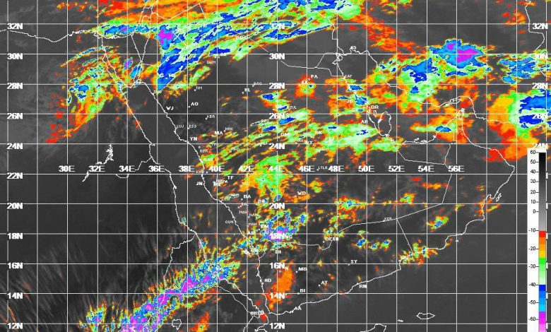 Photo of الأرصاد»: معظم مناطق المملكة تشهد هطول أمطار من متوسطة إلى غزيرة حتى الغد
